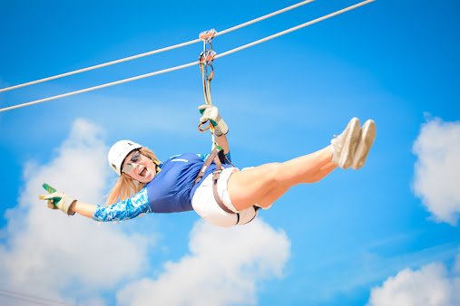 Zipline Adventure – Upper Level (50 Feet)