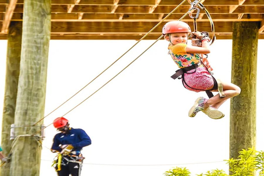 Zipline Adventure – Lower Level (30 Feet)